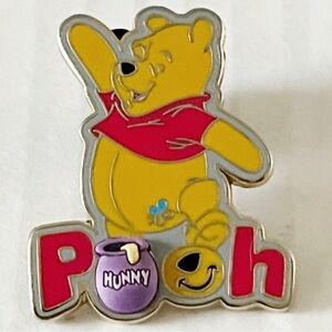 Winnie Pooh 2002 Pooh With Butterfly & 3D Hunny Pot Retired Rare Disney Pin